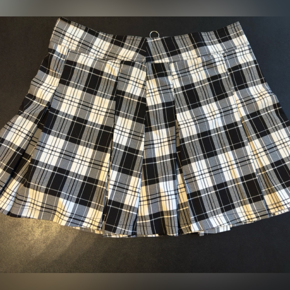 Plaid Pleated Mini Skirt